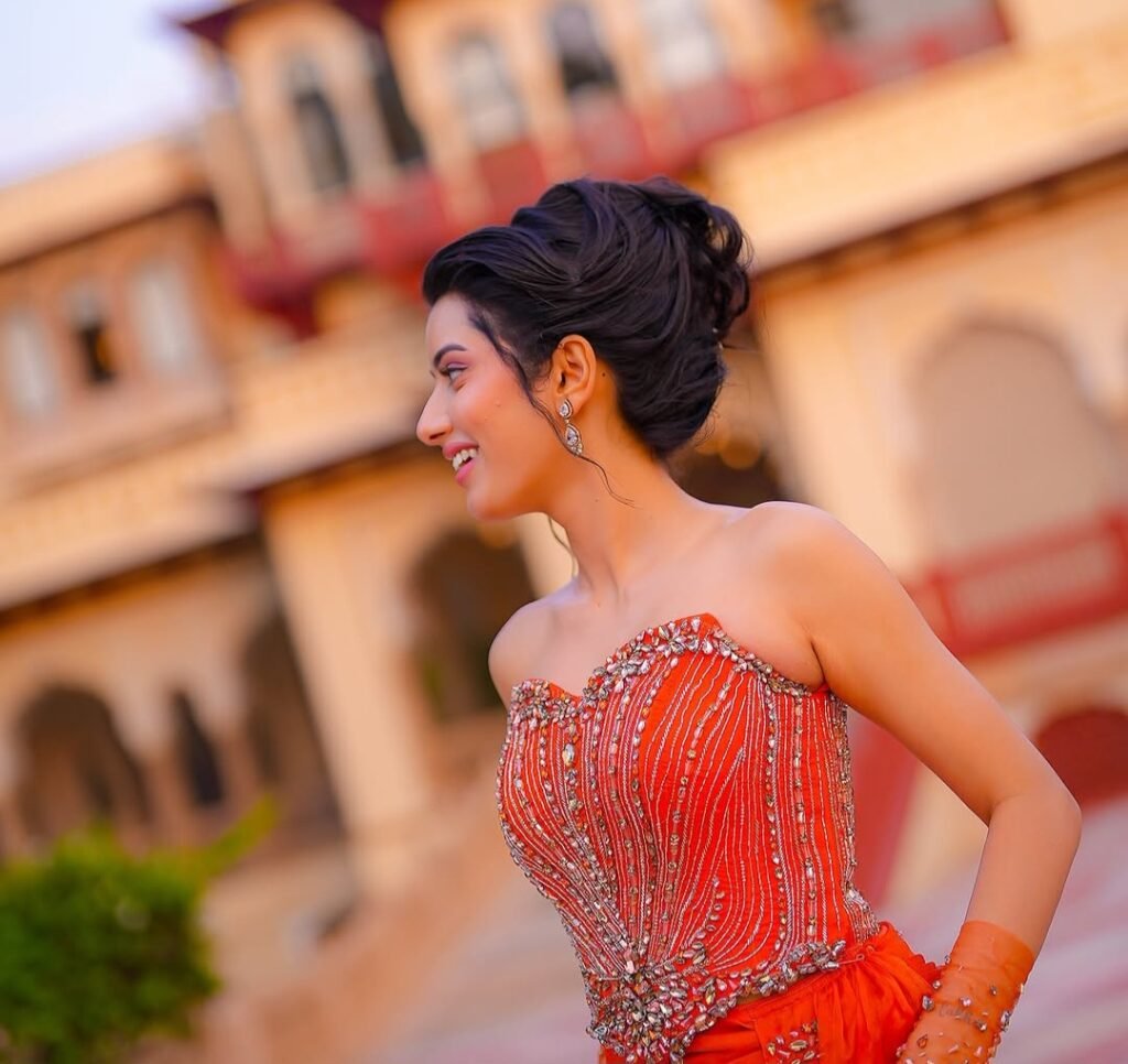 Nitu Bisht(Youtuber) Biography: Age, Husband, Career, YouTube Journey, Popularity and Net Worth 2 1000386607