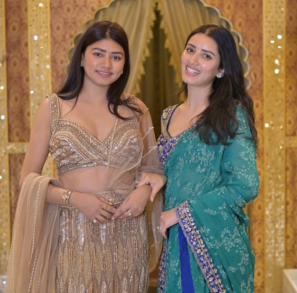 Nitu Bisht(Youtuber) Biography: Age, Husband, Career, YouTube Journey, Popularity and Net Worth 5 1000386617