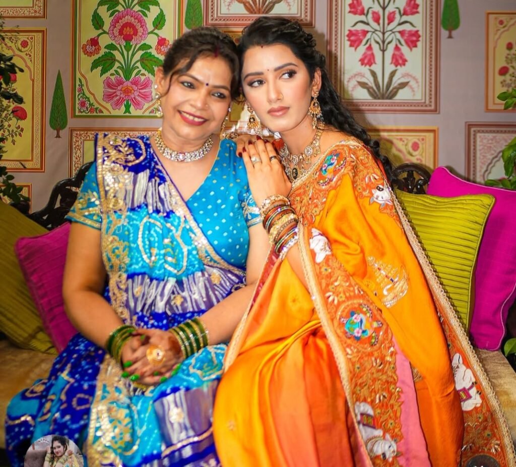 Nitu Bisht(Youtuber) Biography: Age, Husband, Career, YouTube Journey, Popularity and Net Worth 8 1000386619