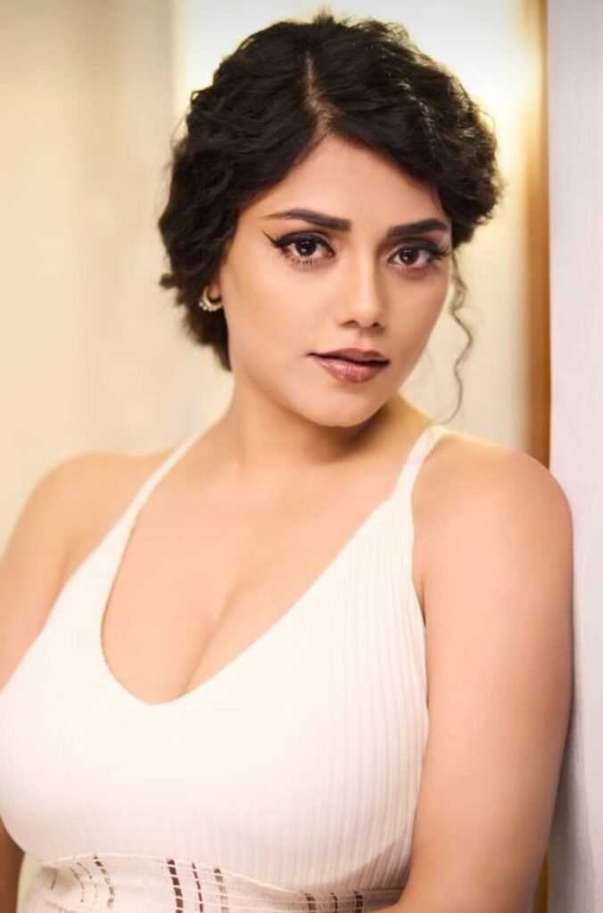 Komal Rani Swarnkar Biography: Age, Family, Career, Roopa, Instagram and Everything You Need to Know 16 1000387005