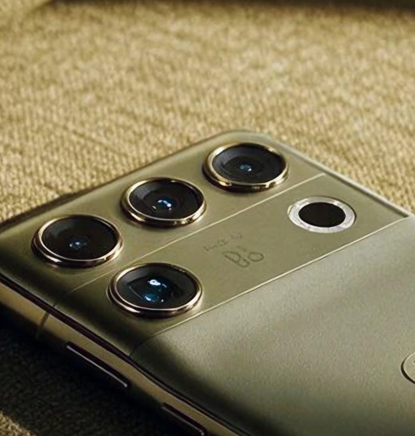 Motorola Signature 27: Motorola’s New Premium Flagship Brings a Powerful Chip, 200MP Zoom Camera and B&O Audio 1 Screenshot 20260924 163915 Chrome scaled